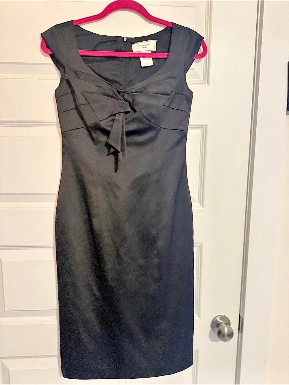 Willow Glenn Satin Sleeveless Midi Dress in Black Size 4 Like New